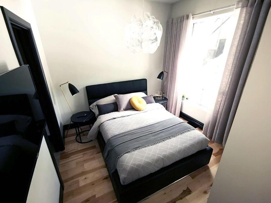 Private Room & Private Bathroom In Le Plateau Montreal Bagian luar foto